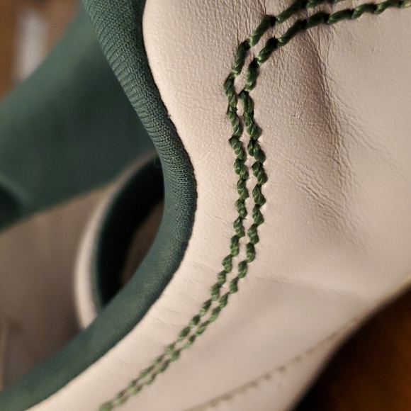 Men's Lacoste shoes, size 10 white and green - Picture 11 of 12